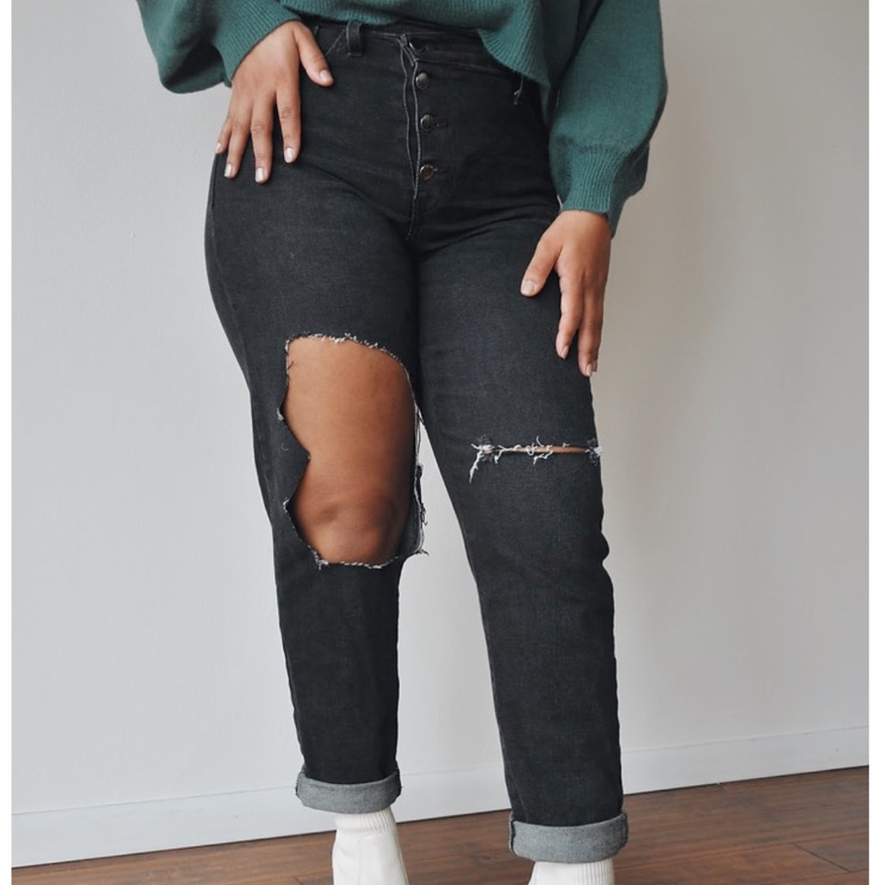 Vintage Black Cut Out Jeans